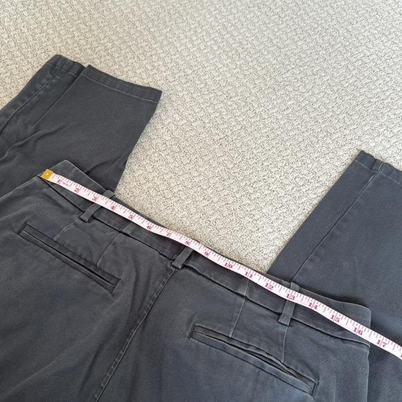 Hill City Huckberry Everyday Tech Chino Pant Athletic in Gun Powder Grey - Picture 8 of 9